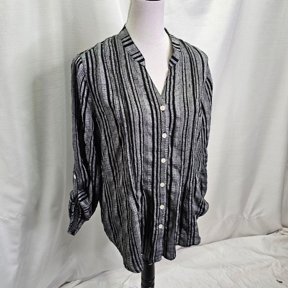 Ruby Rd. Black and Gray Striped Pintuck Popover Top Size Small - Picture 3 of 8